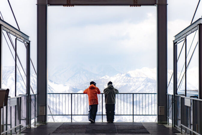湯沢町を見渡せる「湯沢高原スキー場」