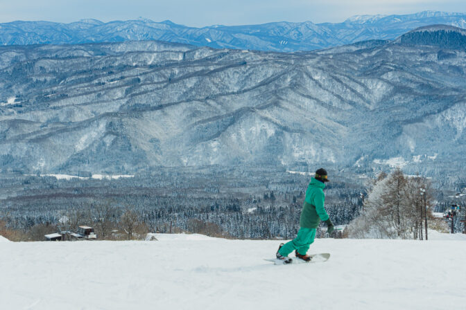 天然雪100％の良質な雪質と多彩なコース！妙高高原・赤倉温泉スキー場